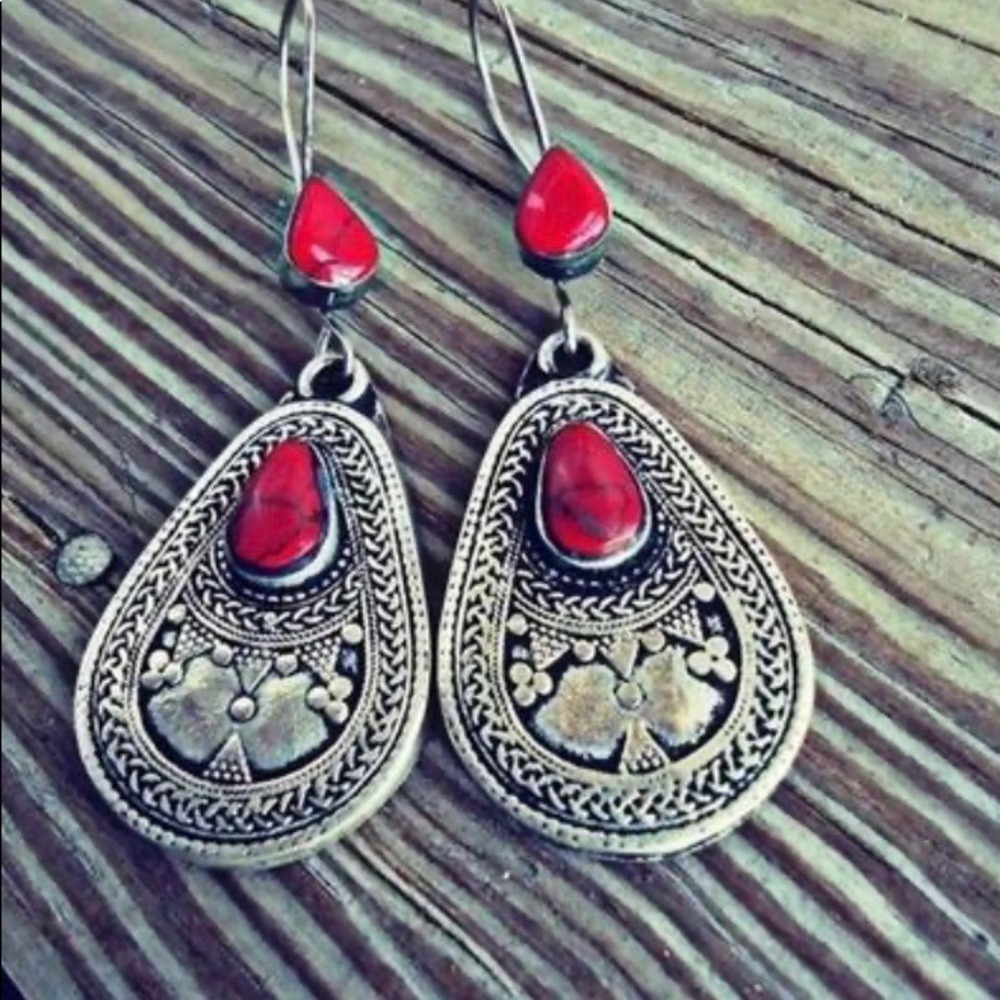 Exquisite Natural Gemstone Red Dangle Earrings